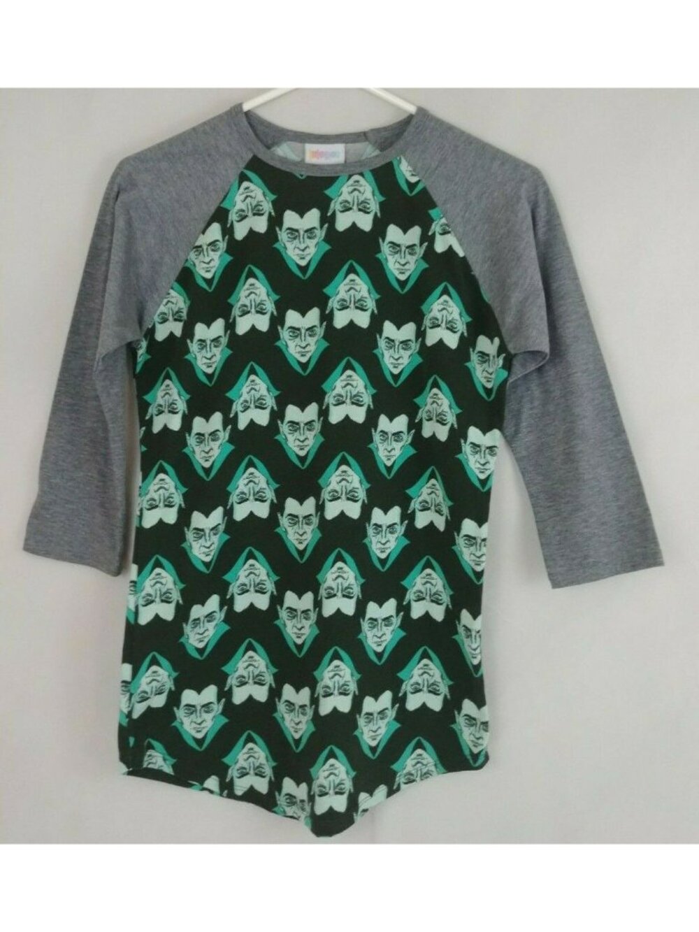 Lularoe Randy 3/4 Gray Sleeve Black Shirt With Vampire Dracula Design Sz XXS